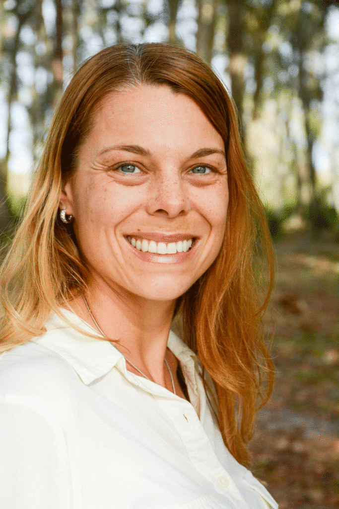 Headshot Photo of Sandra Rebeor