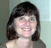 Headshot Photo of Susan Quinn